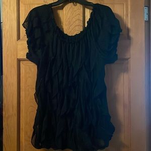 Extra large fancy share, scoopneck elastic top